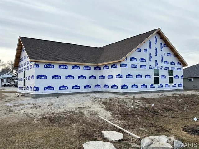 $279,000 | 118 Meadow Drive, Monroe City, MO 63456