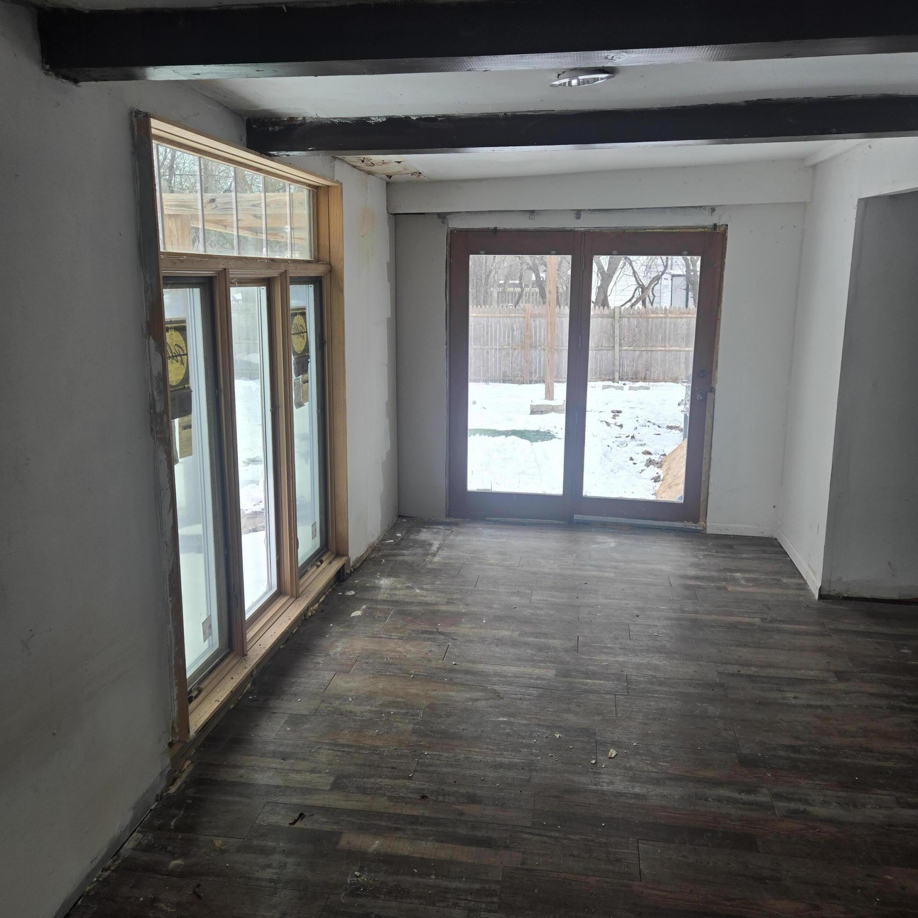 4646 Chicory Road Mount Pleasant, WI 53403 - Photo 4 of 30 living room