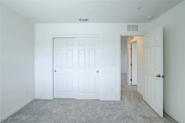 $2,300 | 3719 Via Allegro, Henderson, NV 89044