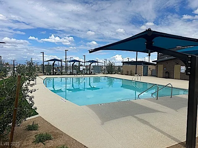 $2,300 | 3719 Via Allegro, Henderson, NV 89044