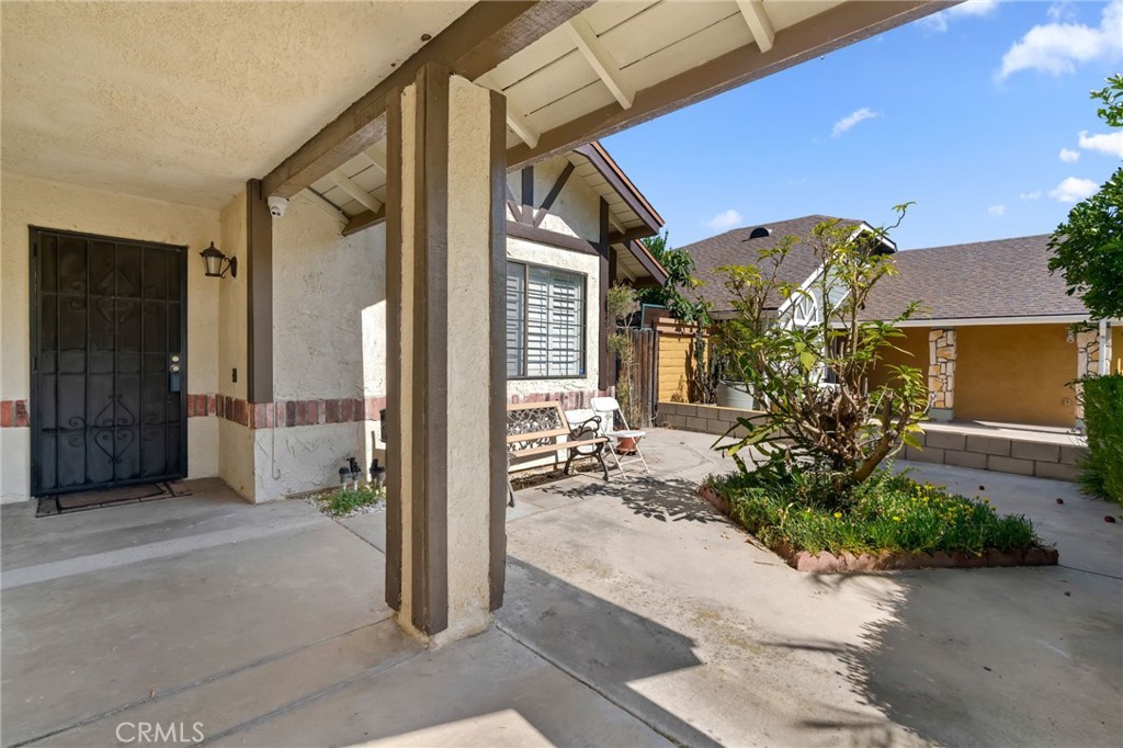 2837 Don Goodwin Drive Riverside, CA 92507 - Photo 3 of 29