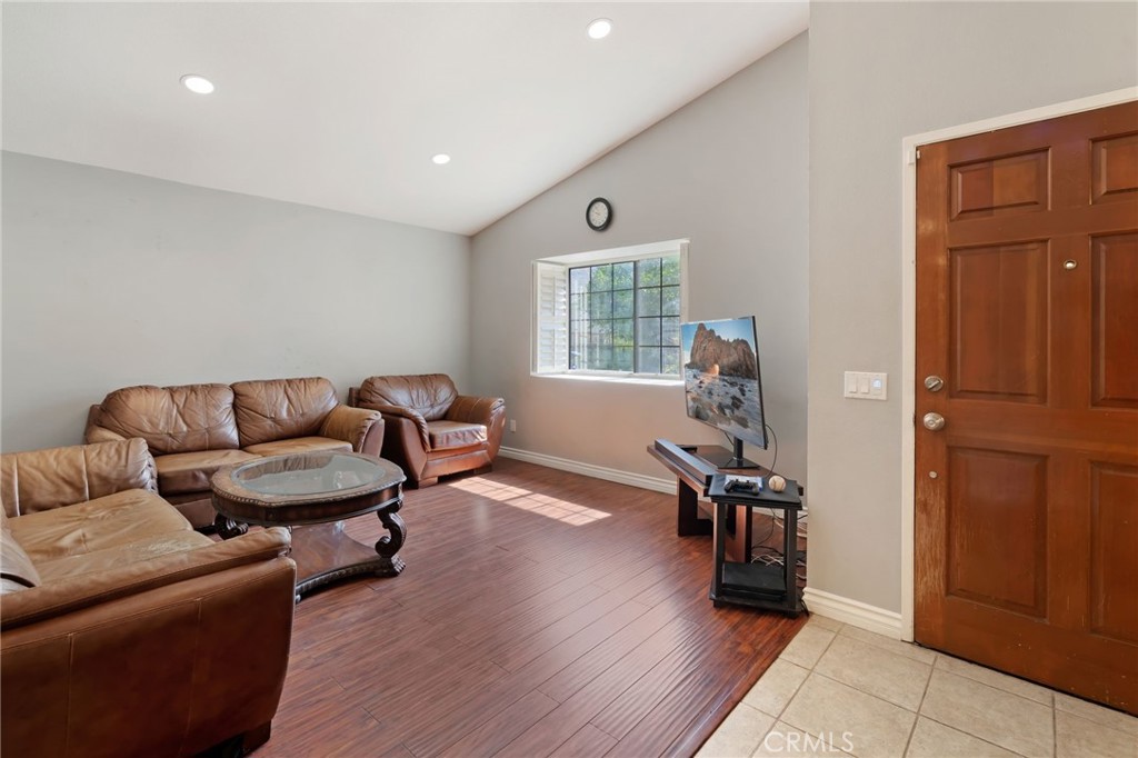 2837 Don Goodwin Drive Riverside, CA 92507 - Photo 6 of 29