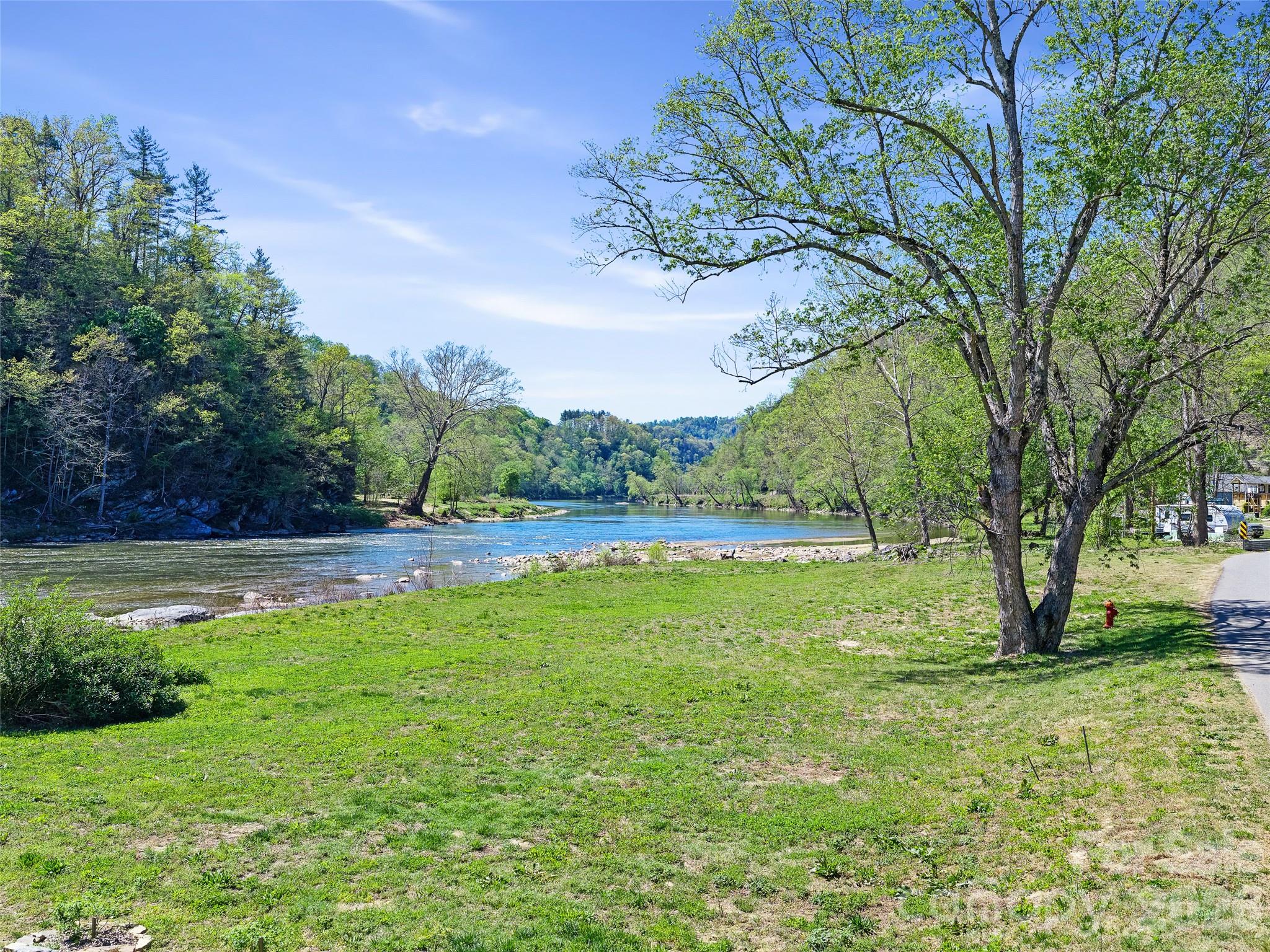 150 Rollins Road, Unit 1 & 2 Marshall, NC 28753 - Photo 5 of 31