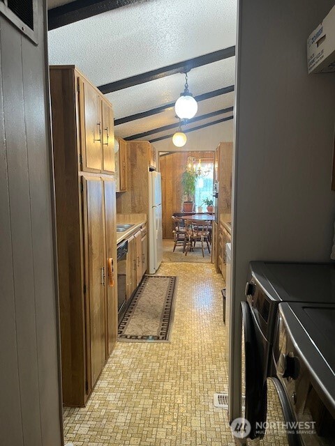 3250 South 77th Street Tacoma, WA 98409 - Photo 5 of 10