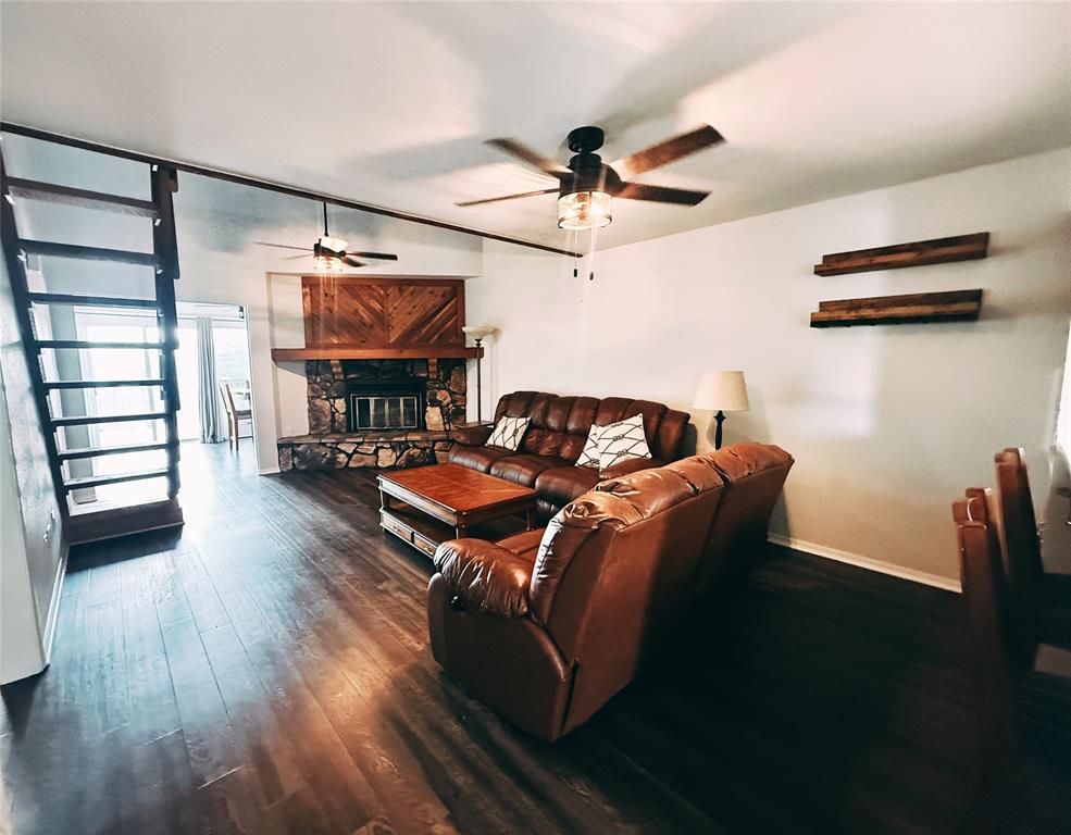 3033 Hells Gate Loop, Unit D204 Strawn, TX 76475 - Photo 4 of 14