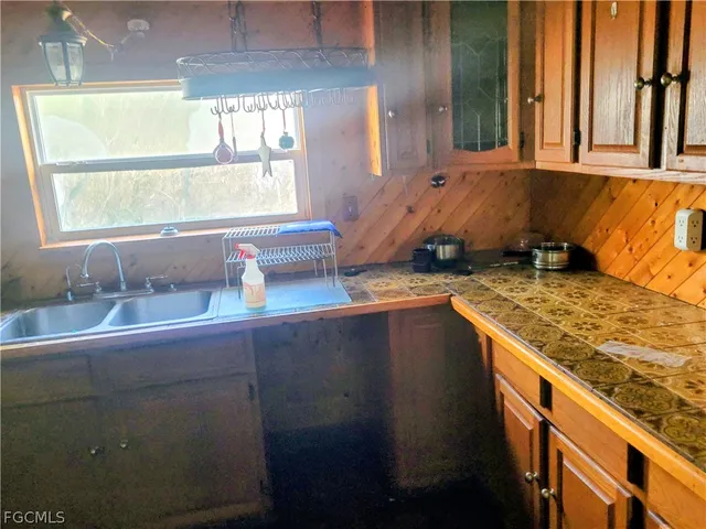 $1,000 | 8230 Tolles Drive, North Fort Myers, FL 33917