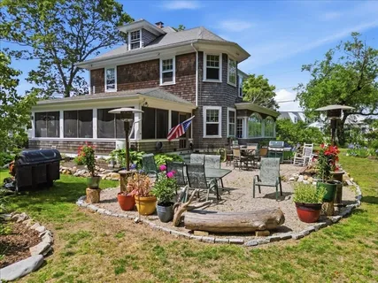 $899,900 | 802 State Road, Plymouth, MA 02360