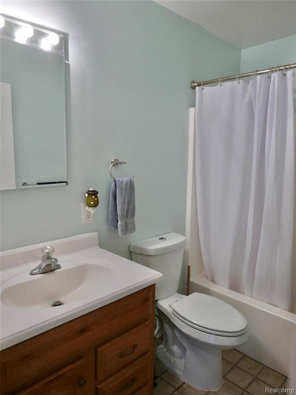45601 Judd Road Belleville, MI 48111 - Photo 17 of 33