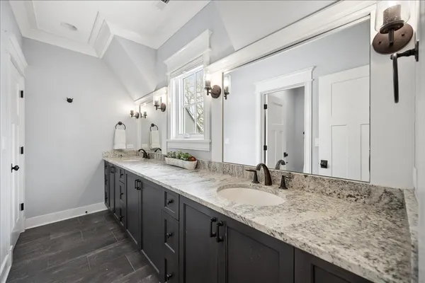 $2,350,000 | 1801 Elmwood Avenue, Wilmette, IL 60091