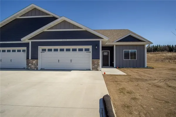 $299,900 | 3335 Sunflower Lane, Eau Claire, WI 54703