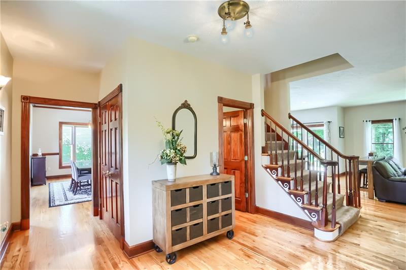 332 Ritter Road South Sewickley, PA 15143 - Photo 3 of 25 Entry