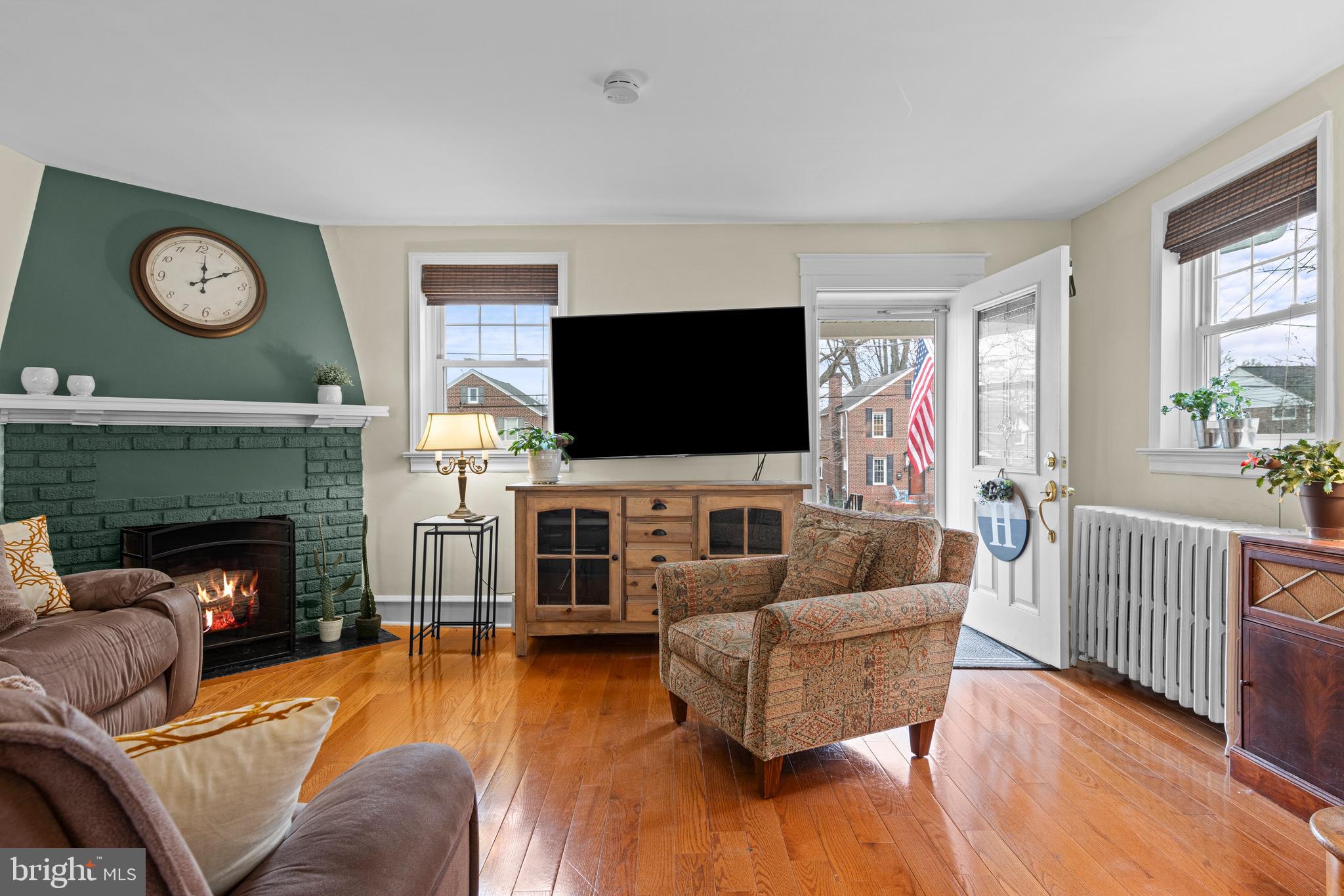 152 Woodbine Road Havertown, PA 19083 - Photo 12 of 36 Living Room
