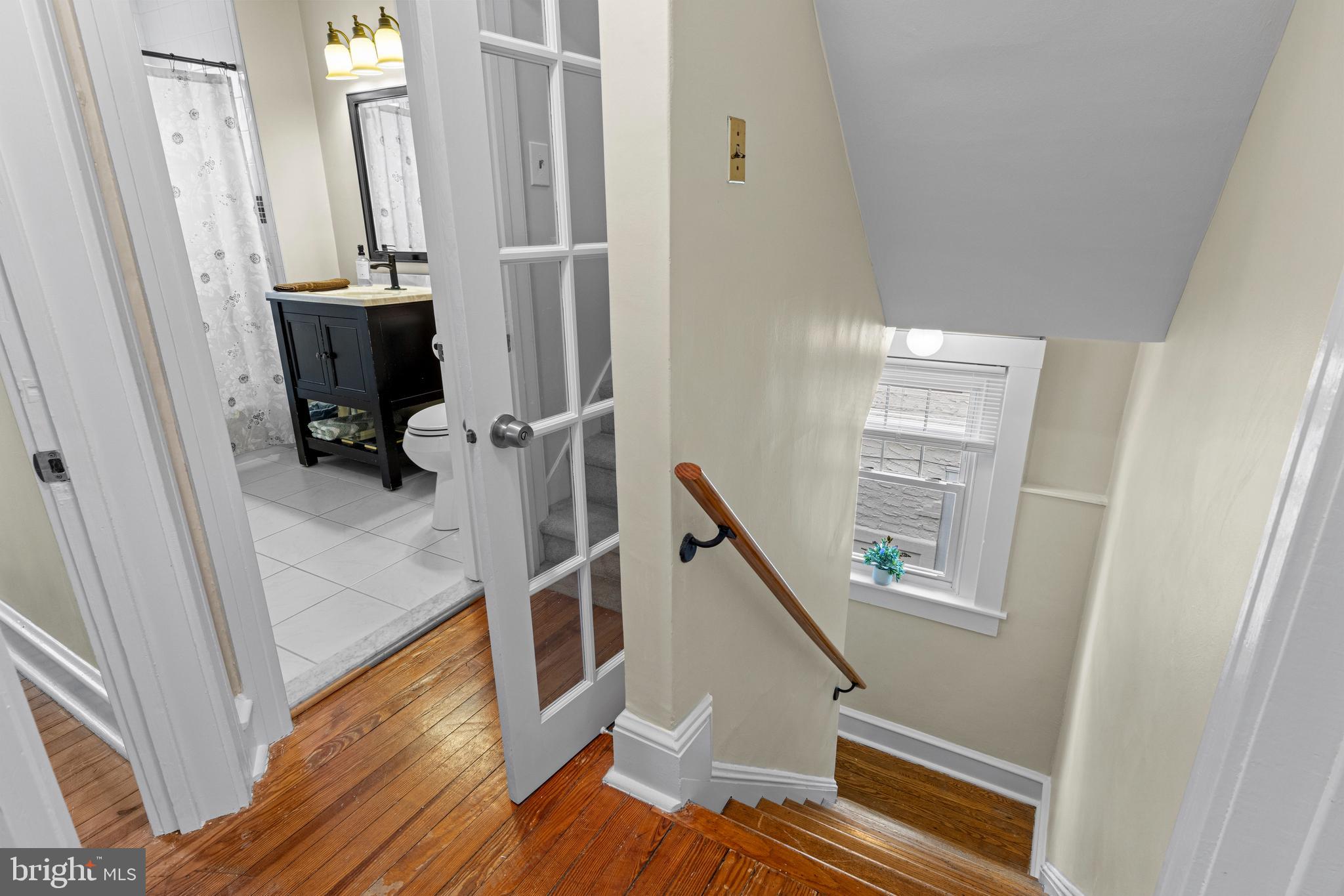 152 Woodbine Road Havertown, PA 19083 - Photo 26 of 36 Hallway