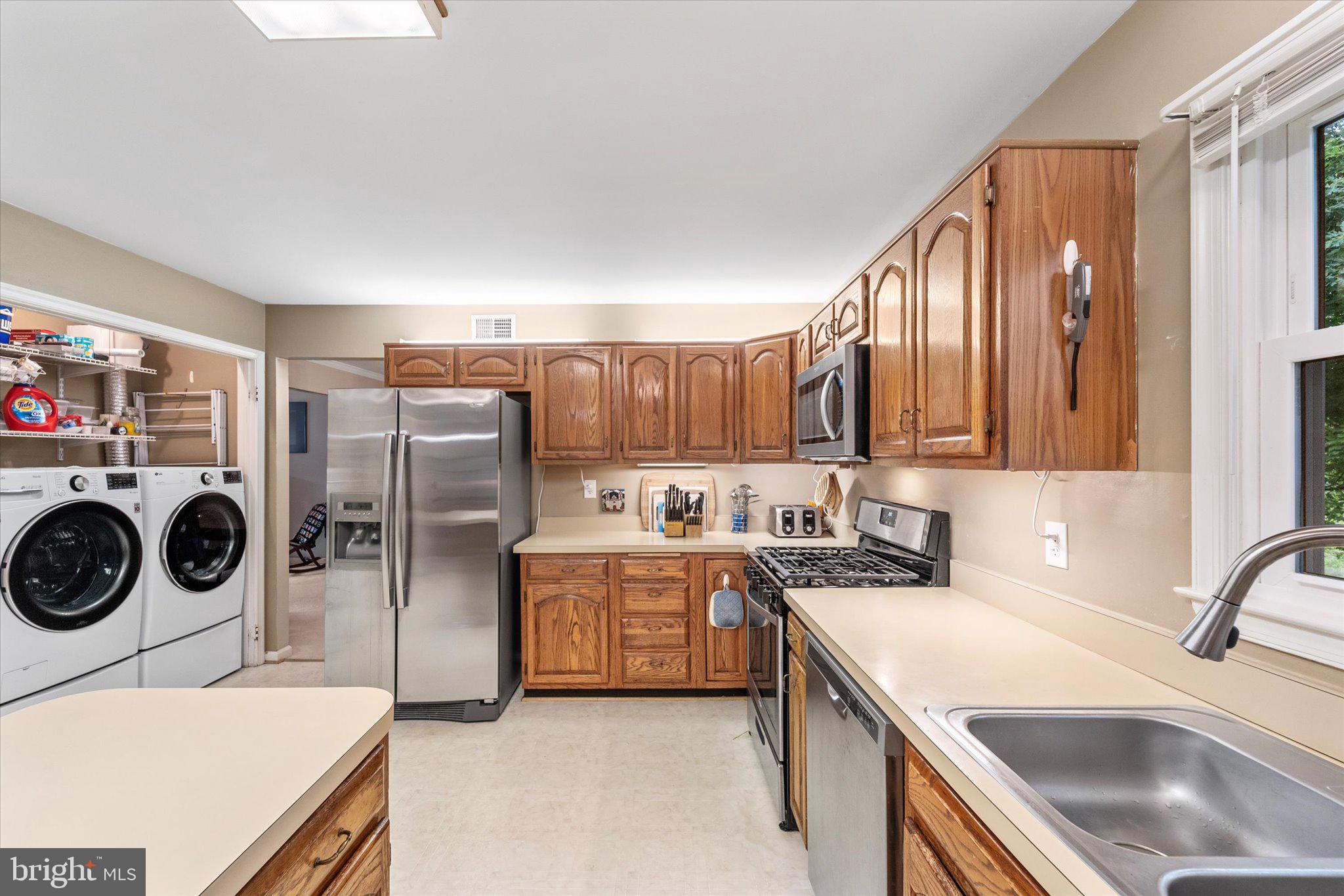 9521 Retriever Road Burke, VA 22015 - Photo 13 of 50 Gallery Image 13