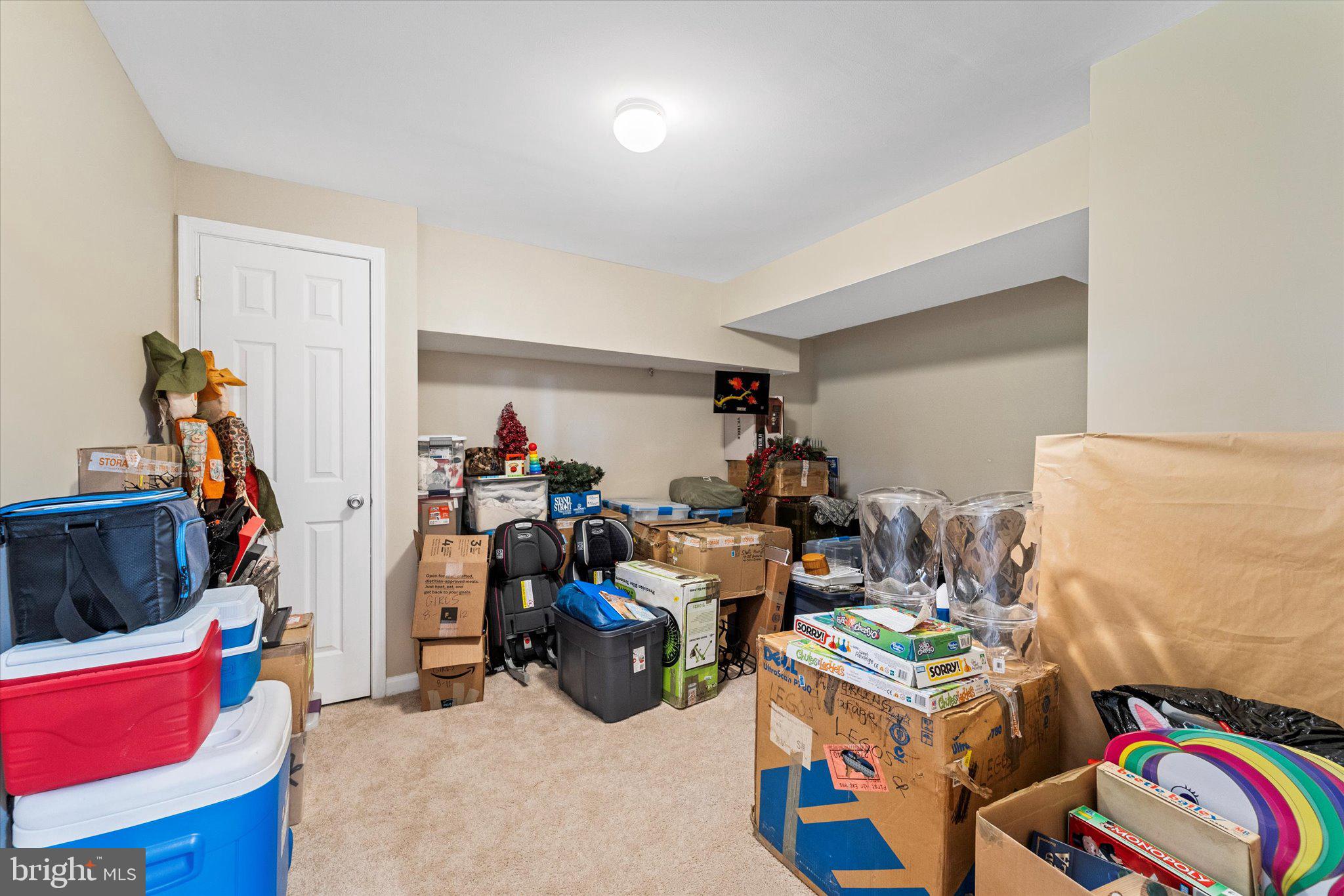 9521 Retriever Road Burke, VA 22015 - Photo 36 of 50 Gallery Image 36