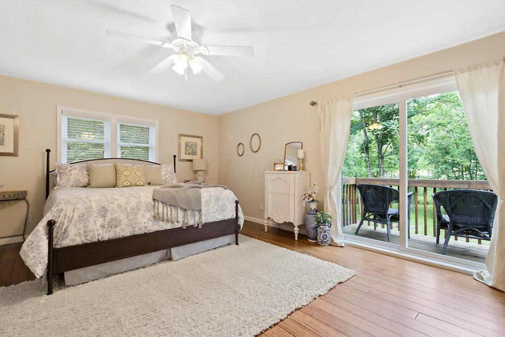 2015 Carriage Road Powell, OH 43065 - Photo 17 of 40 Gallery Image 17