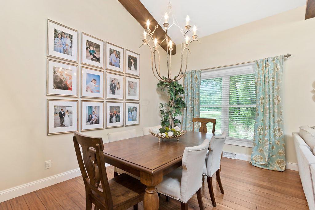 2015 Carriage Road Powell, OH 43065 - Photo 9 of 40 Gallery Image 9