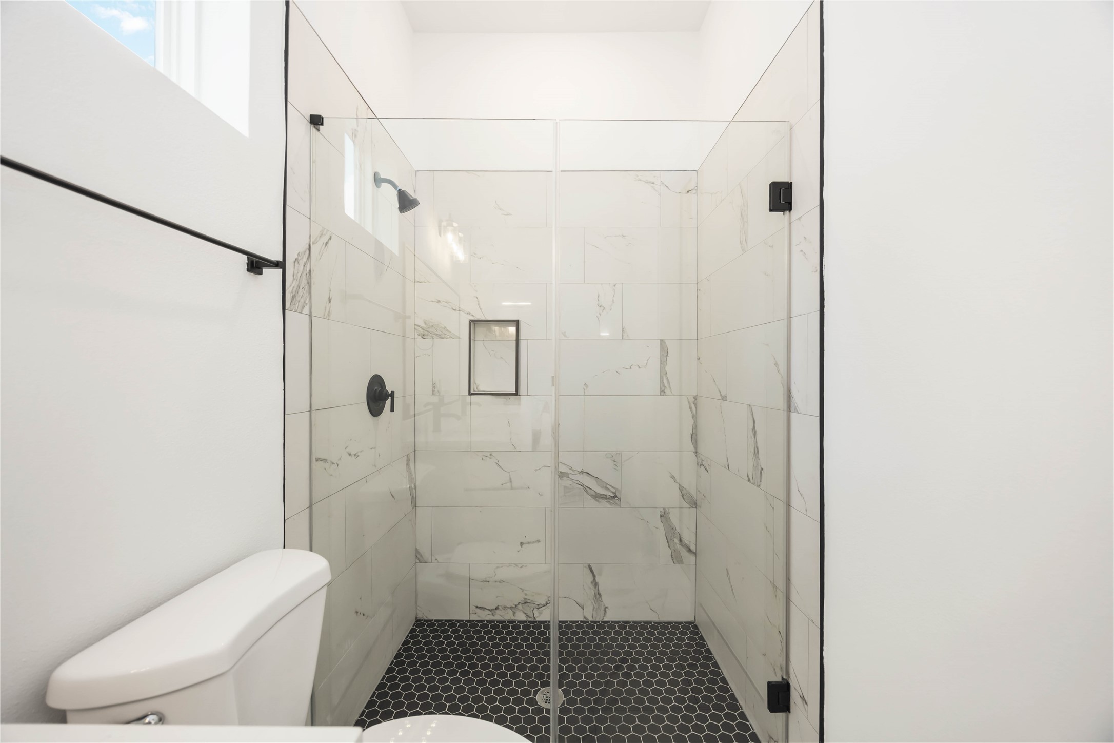 8508 Wileyvale Road, Unit B Houston, TX 77016 - Photo 20 of 23