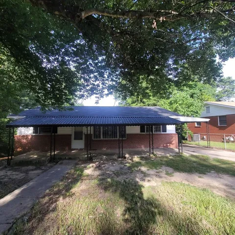 $890 | 218 Wickham Drive, Columbus, GA 31907