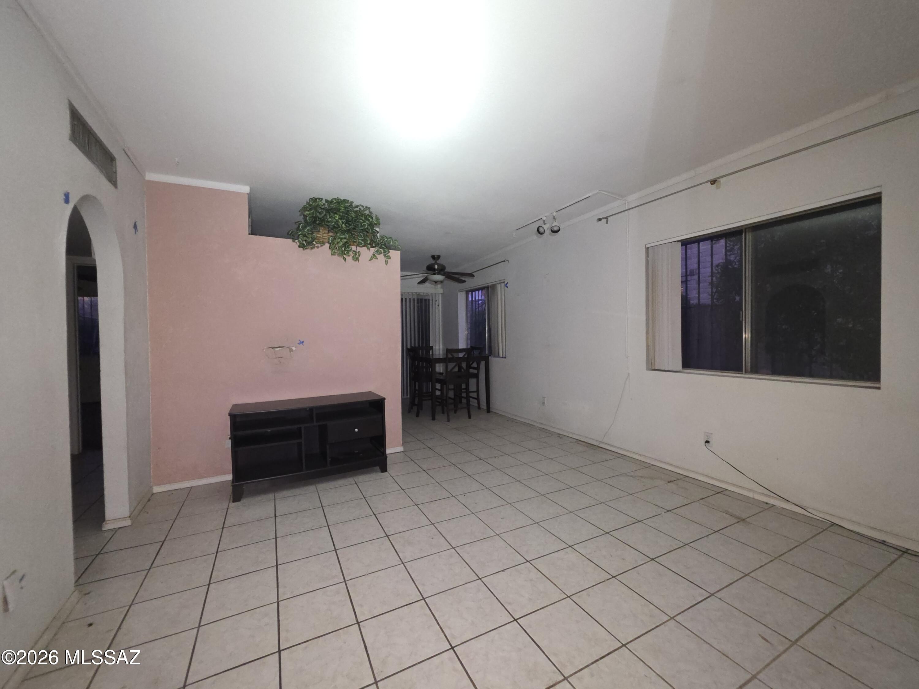 211 West Roger Road, Unit 24 Tucson, AZ 85705 - Photo 6 of 24 a view of an empty room