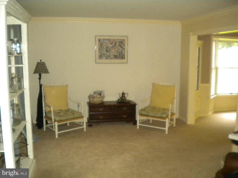 8547 Autumn Rust Road Ellicott City, MD 21043 - Photo 6 of 6 Living Room