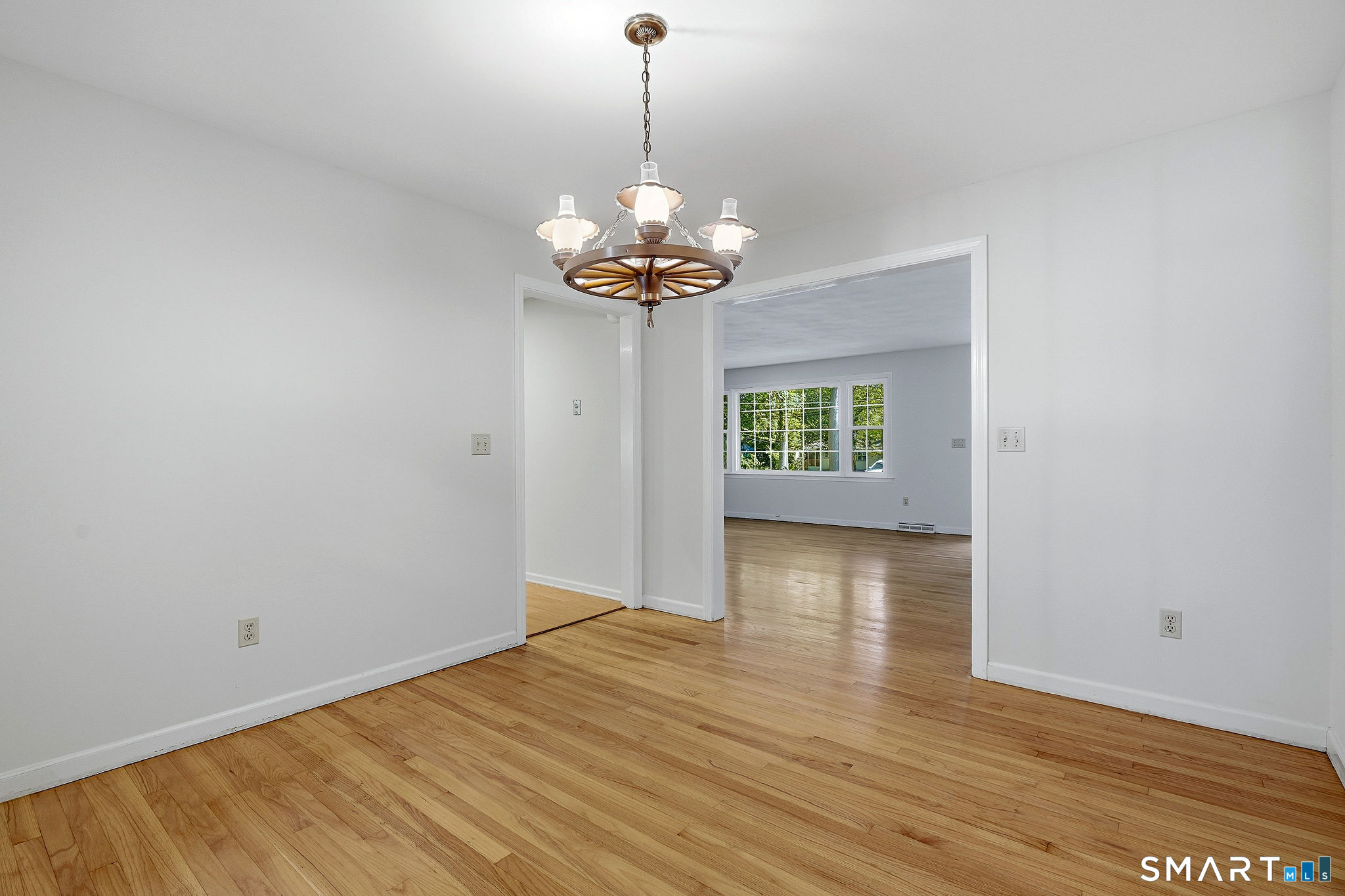 207 School House Road Old Saybrook, CT 06475 - Photo 9 of 31