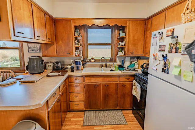 $199,900 | 909 East 3rd Street, Fowler, IN 47944