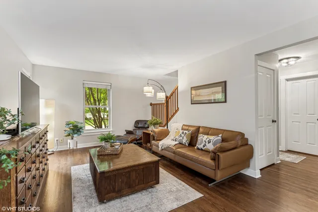 $519,000 | 1007 Harris Road, Grayslake, IL 60030