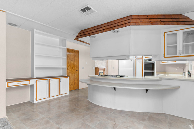 77 East 9920 S Street Sandy, UT 84070 - Photo 10 of 27