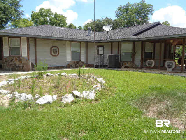 28202 Vargo Lane Elberta, AL 36530 - Photo 27 of 45 View of home from the carport. Home was power washed December, 2015.