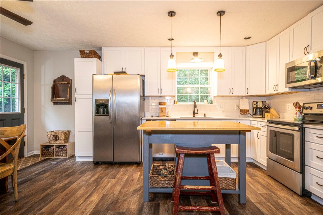 422 Pear Tree Road Auburn, AL 36830 - Photo 11 of 41 Gallery Image 11