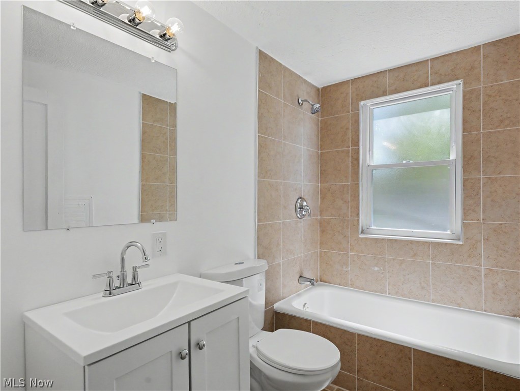 1367 Clearaire Road Cleveland, OH 44110 - Photo 14 of 25