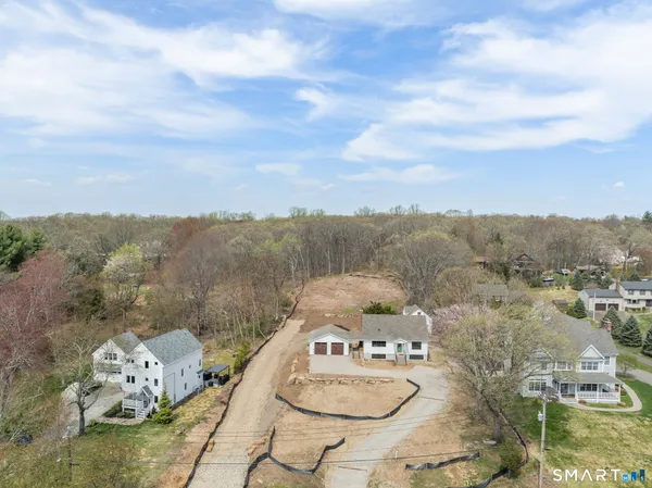 $795,000 | 844 Mill Hill Terrace, Fairfield, CT 06890