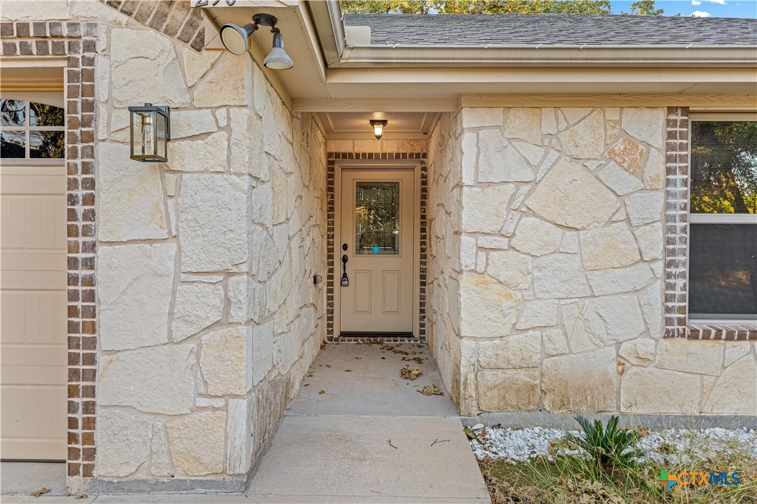 250 Old Waco Road Gatesville, TX 76528 - Photo 2 of 23 a view of a door