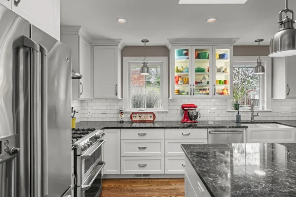 $589,900 | 444 South Gibbons Avenue, Arlington Heights, IL 60004
