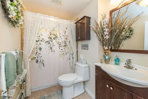 $799,000 | 74 Longview Avenue, Lake Hiawatha, NJ 07034