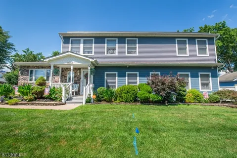$799,000 | 74 Longview Avenue, Lake Hiawatha, NJ 07034