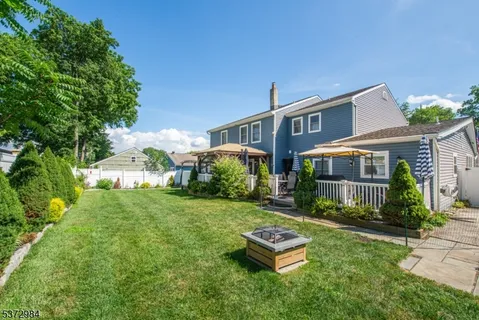 $799,000 | 74 Longview Avenue, Lake Hiawatha, NJ 07034