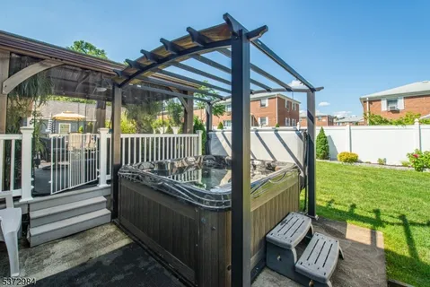 $799,000 | 74 Longview Avenue, Lake Hiawatha, NJ 07034