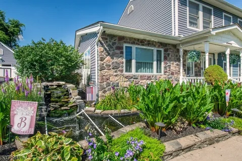 $799,000 | 74 Longview Avenue, Lake Hiawatha, NJ 07034