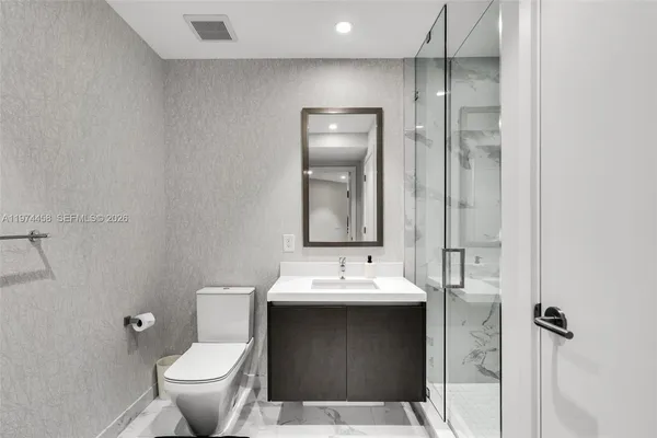 $8,500 | 851 Northeast 1st Avenue, Unit 4009, Miami, FL 33132