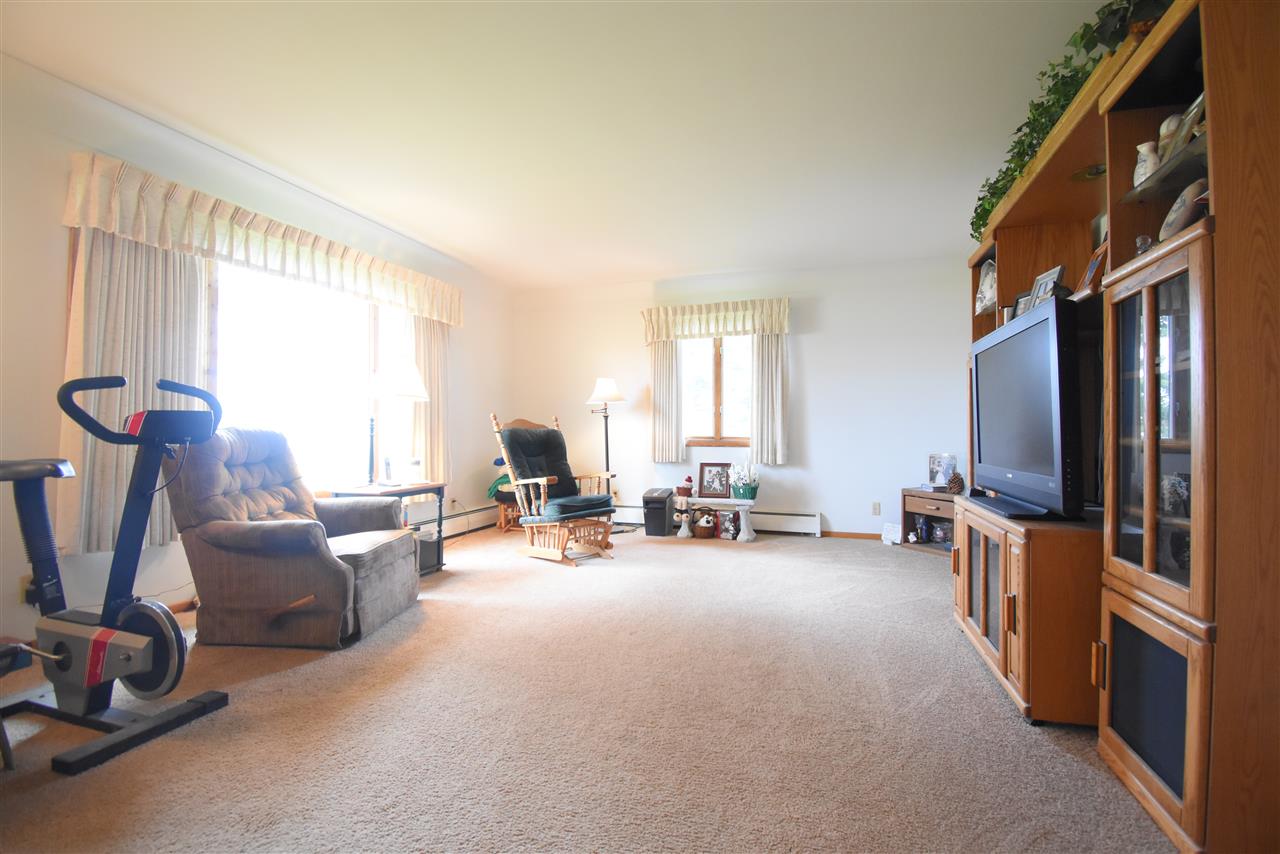 101 South Geeck Road Corunna, MI 48817 - Photo 5 of 19