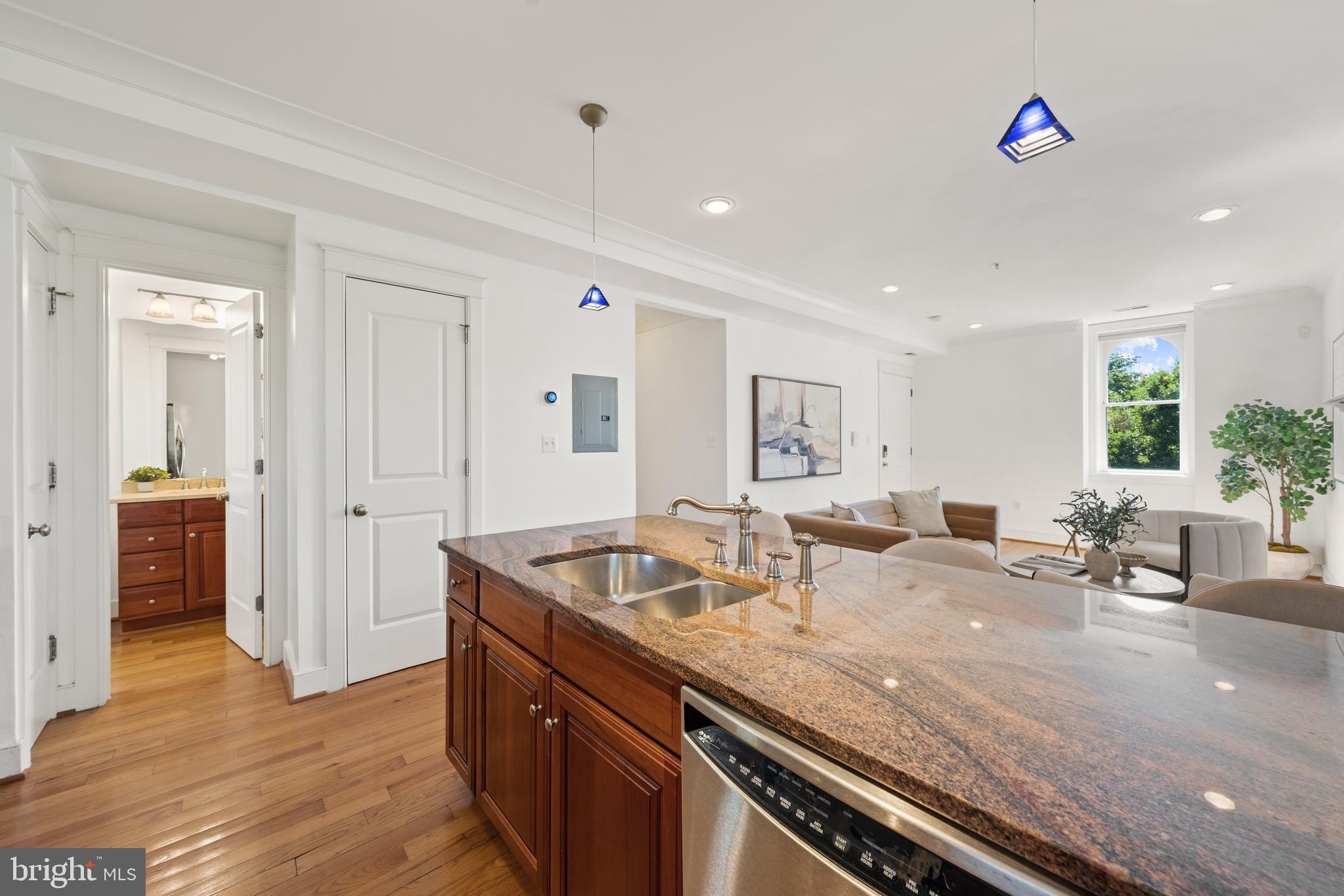 19 Logan Circle Northwest, Unit 300 Washington, DC 20005 - Photo 11 of 24