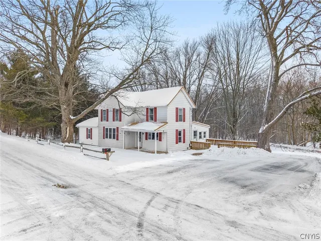 $2,750 | 6982 Webster Road, Auburn, NY 13021