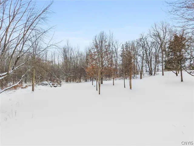 $2,750 | 6982 Webster Road, Auburn, NY 13021