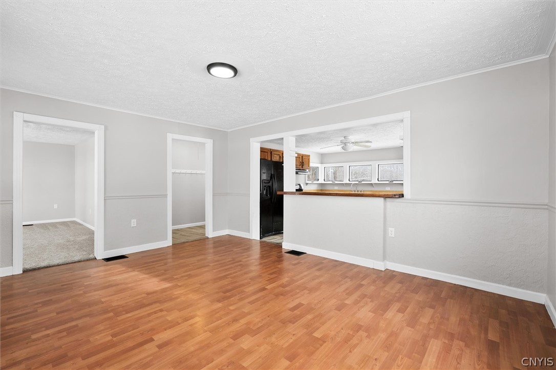 6982 Webster Road Auburn, NY 13021 - Photo 6 of 34