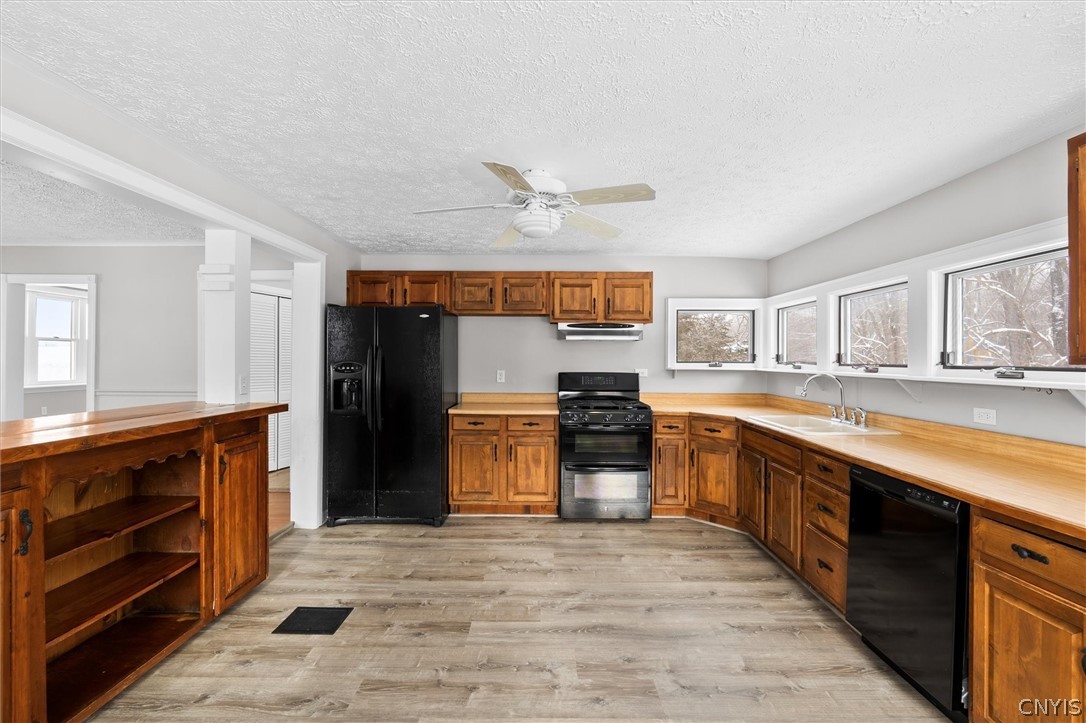 6982 Webster Road Auburn, NY 13021 - Photo 8 of 34