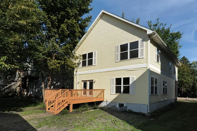 $4,300 | 1065 23rd Avenue Southeast, Minneapolis, MN 55414