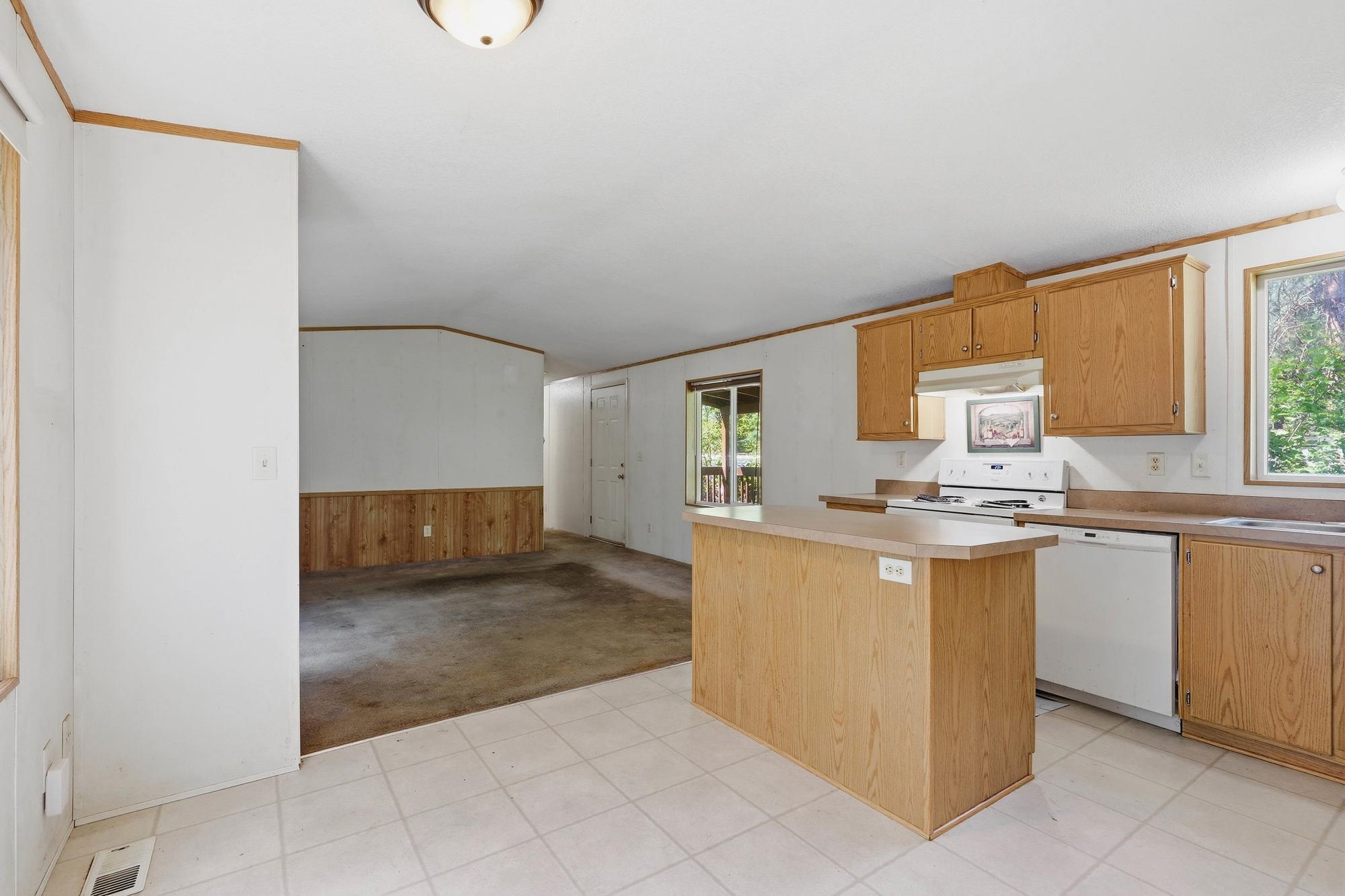 8900 South Mullen Hill Road, Unit 9 Spokane, WA 99224 - Photo 14 of 43 Gallery Image 14