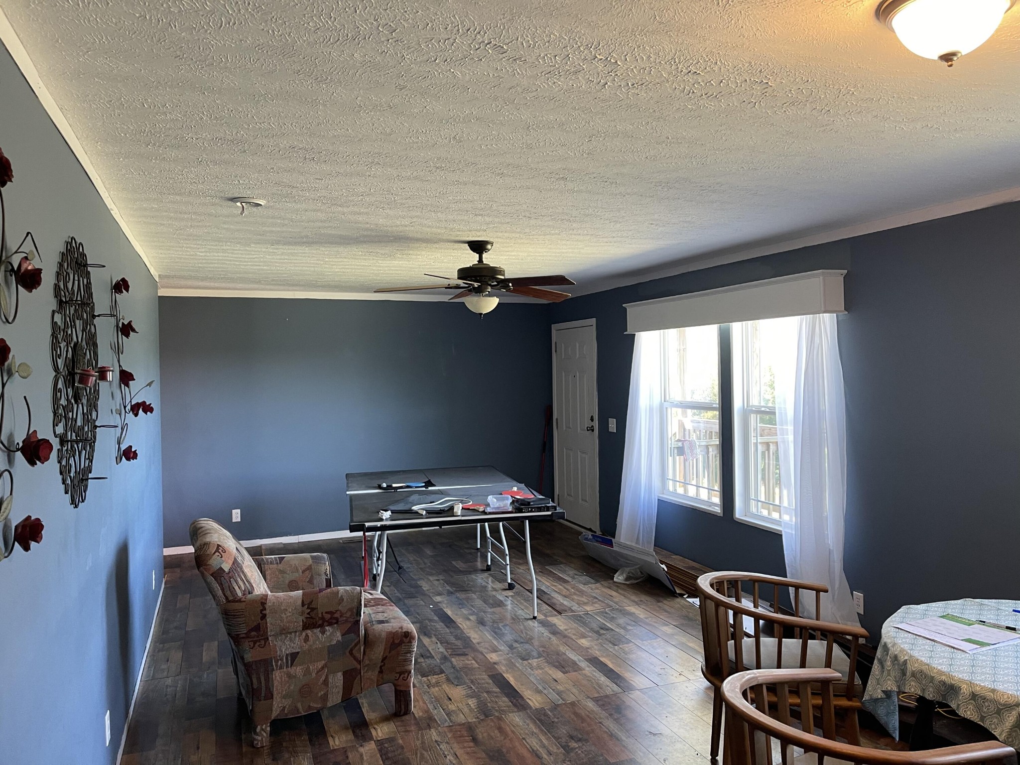 1865 O'Neil Road Newport, TN 37821 - Photo 11 of 19 a living room with furniture a piano and a window